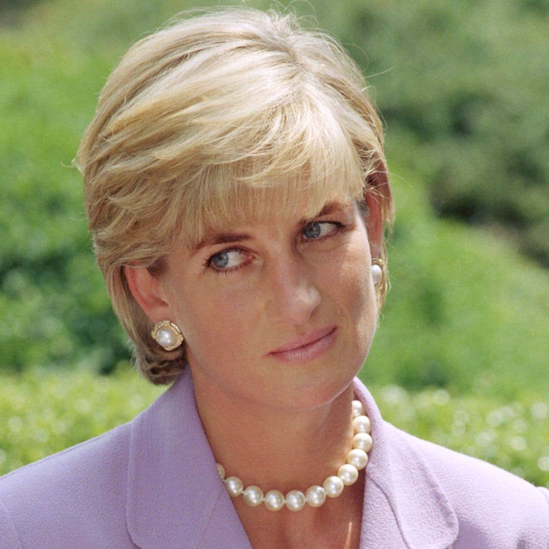 Princess Diana's iconic '90s hair transformation defined her 'single-girl' era