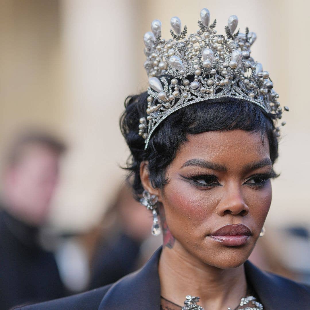 Teyana Taylor goes sans makeup