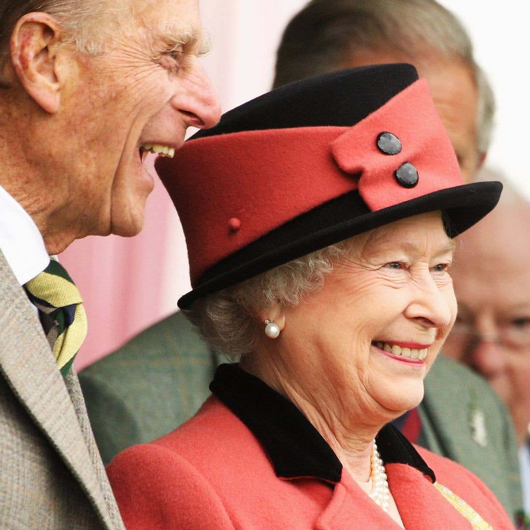 Queen Elizabeth's reaction when Prince Philip was caught flirting with her in public