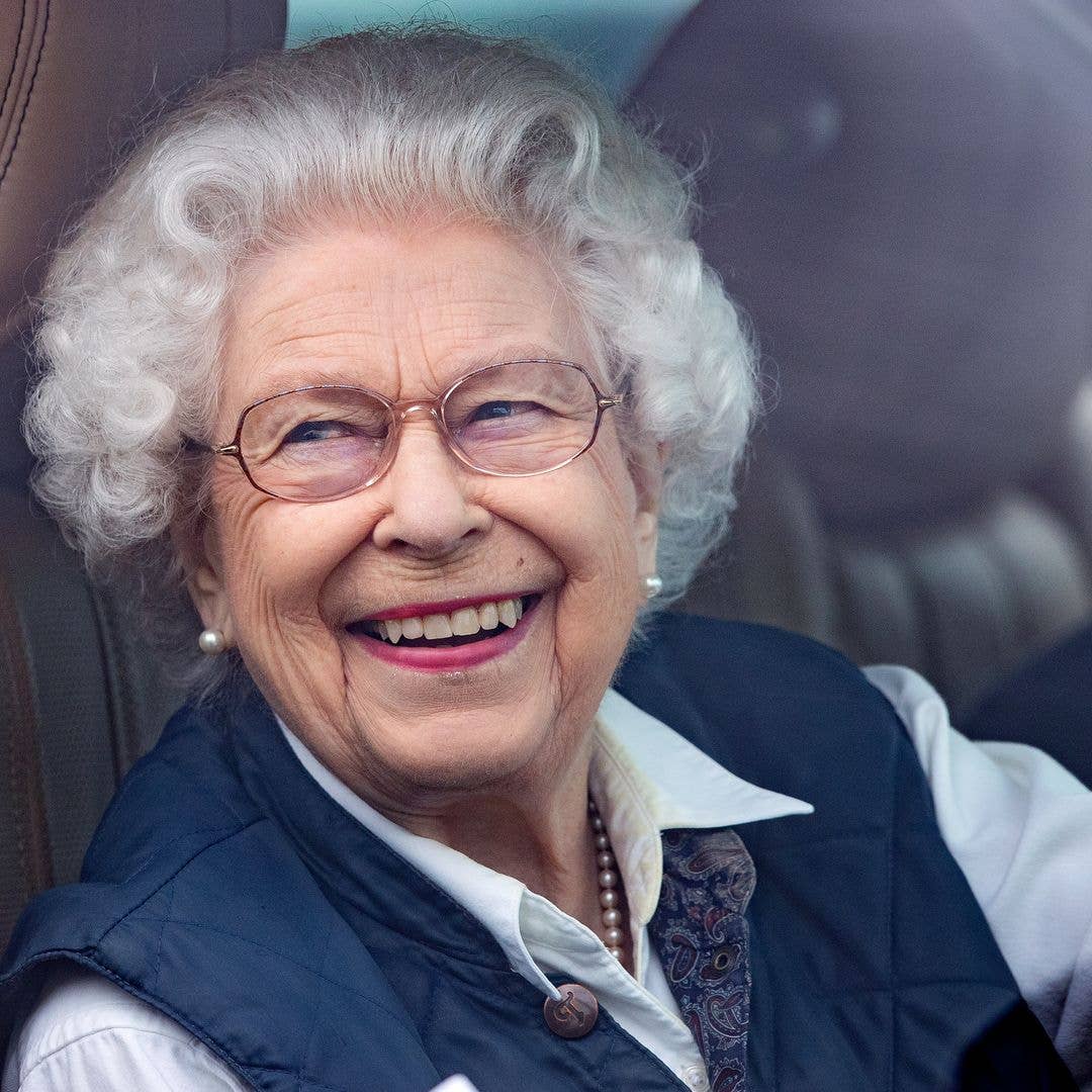Queen Elizabeth's 'professional model' moment staff feared would 'bring the monarchy down'
