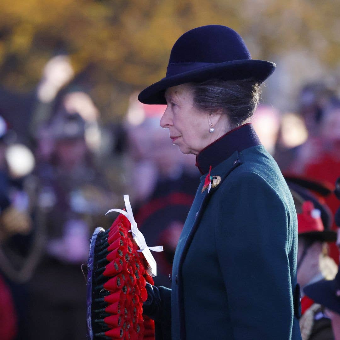 Princess Anne looks regal in emerald green coat and hat at dawn Anzac Day service