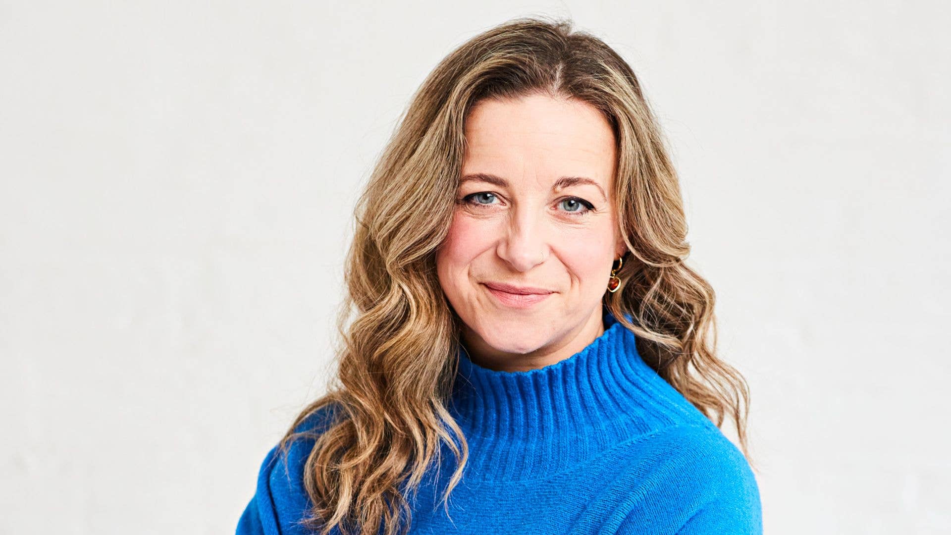 Headshot of journalist Rebecca Seal
