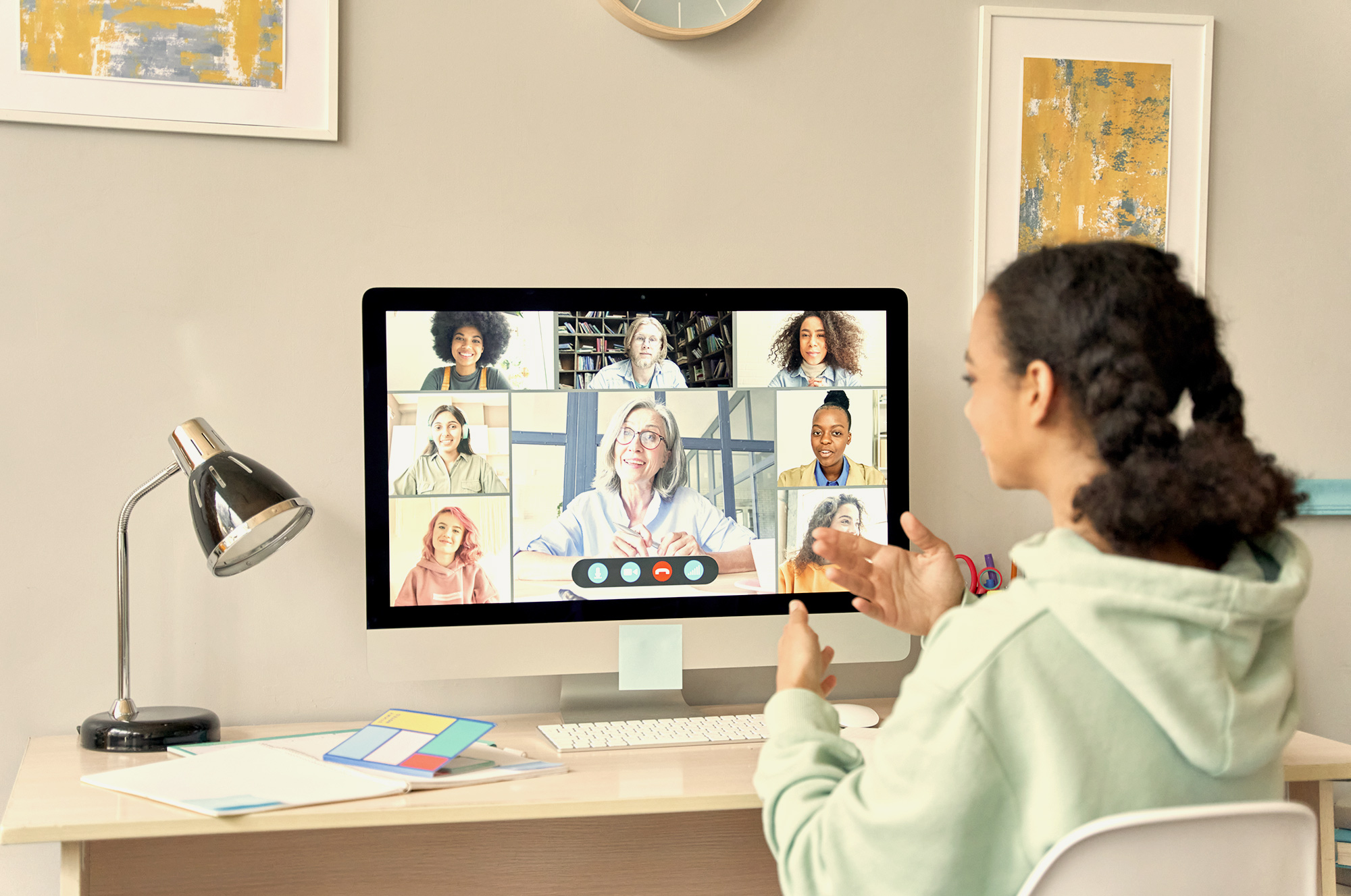 high school student in virtual classroom